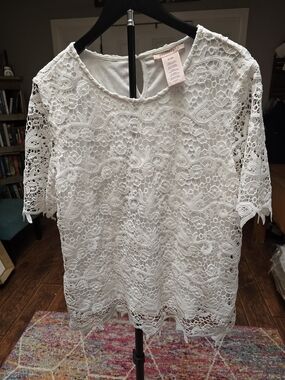 Lace Short Sleeve Top